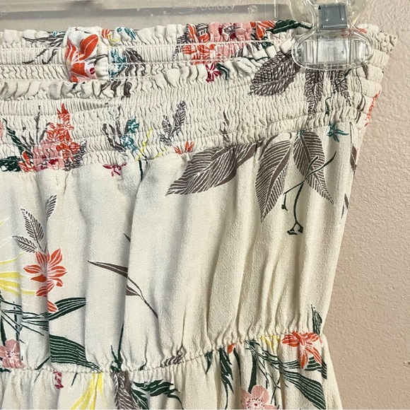 🌸Coco + Jaimeson Strapless Dress - Picture 8 of 9